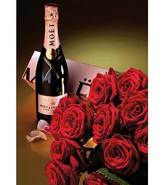 15 Roses & Champagne