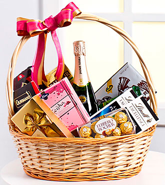 Sweet Gourmet Basket