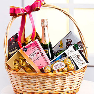 Sweet Gourmet Basket