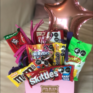 Caja de Dulces con Globo